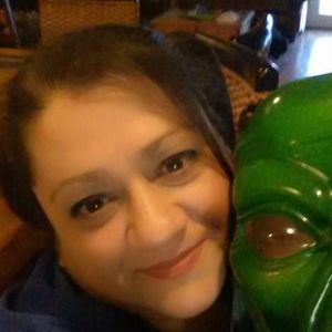 Meet your Posher, Pepa