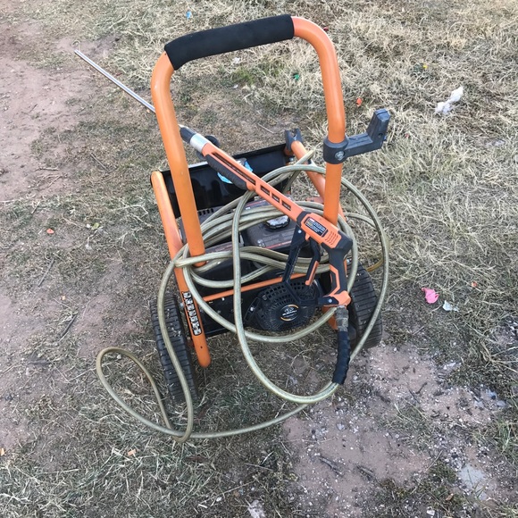 Ridgid power washer 3000psi 300 obo - Picture 2 of 2