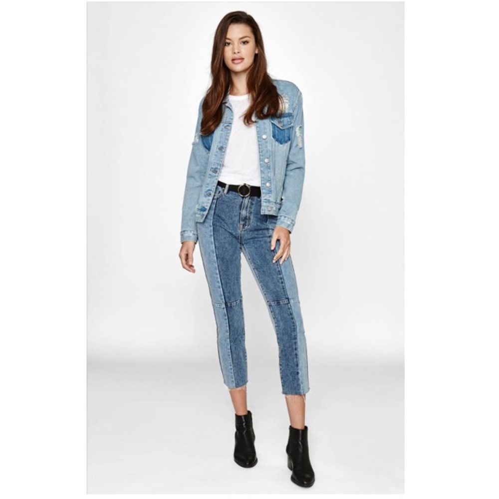 BRAND NEW MOM JEANS