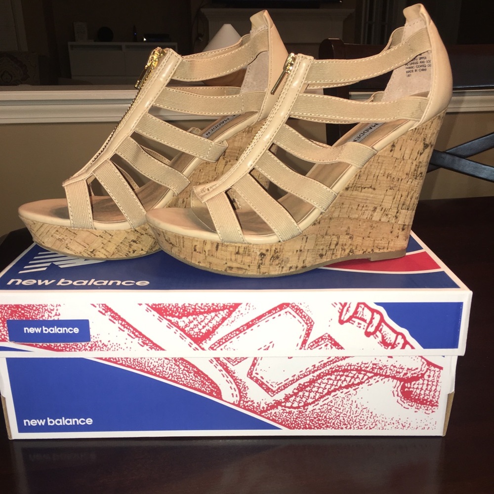 Tan Steve Madden wedges. Size 7