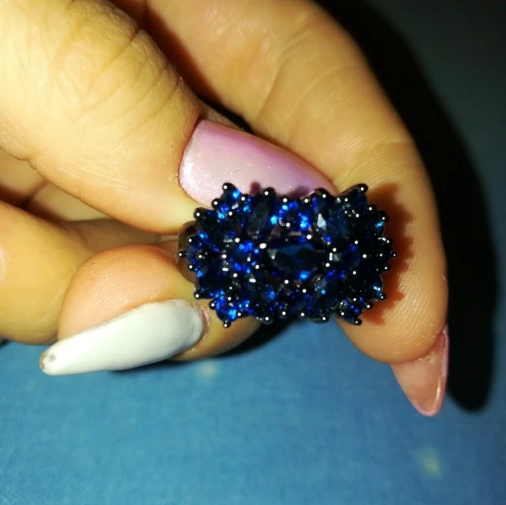 ELEGANT BLUE  RING - Picture 3 of 4