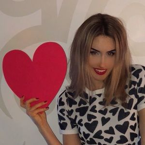 Meet your Posher, Nina