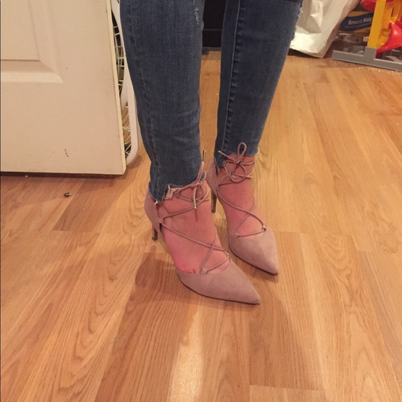 Only worn once. - Picture 2 of 3