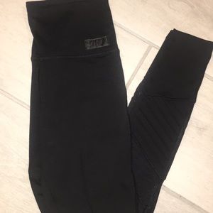 VS PINK Leggings! LIKE NEW XS