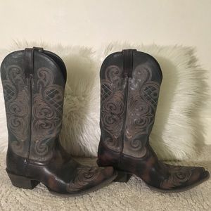 Ariat women's western boots