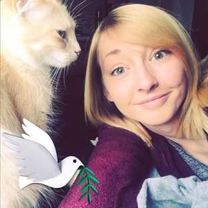 Meet your Posher, Ella