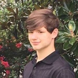 Meet your Posher, Logan