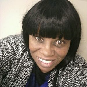 Meet your Posher, Deborah