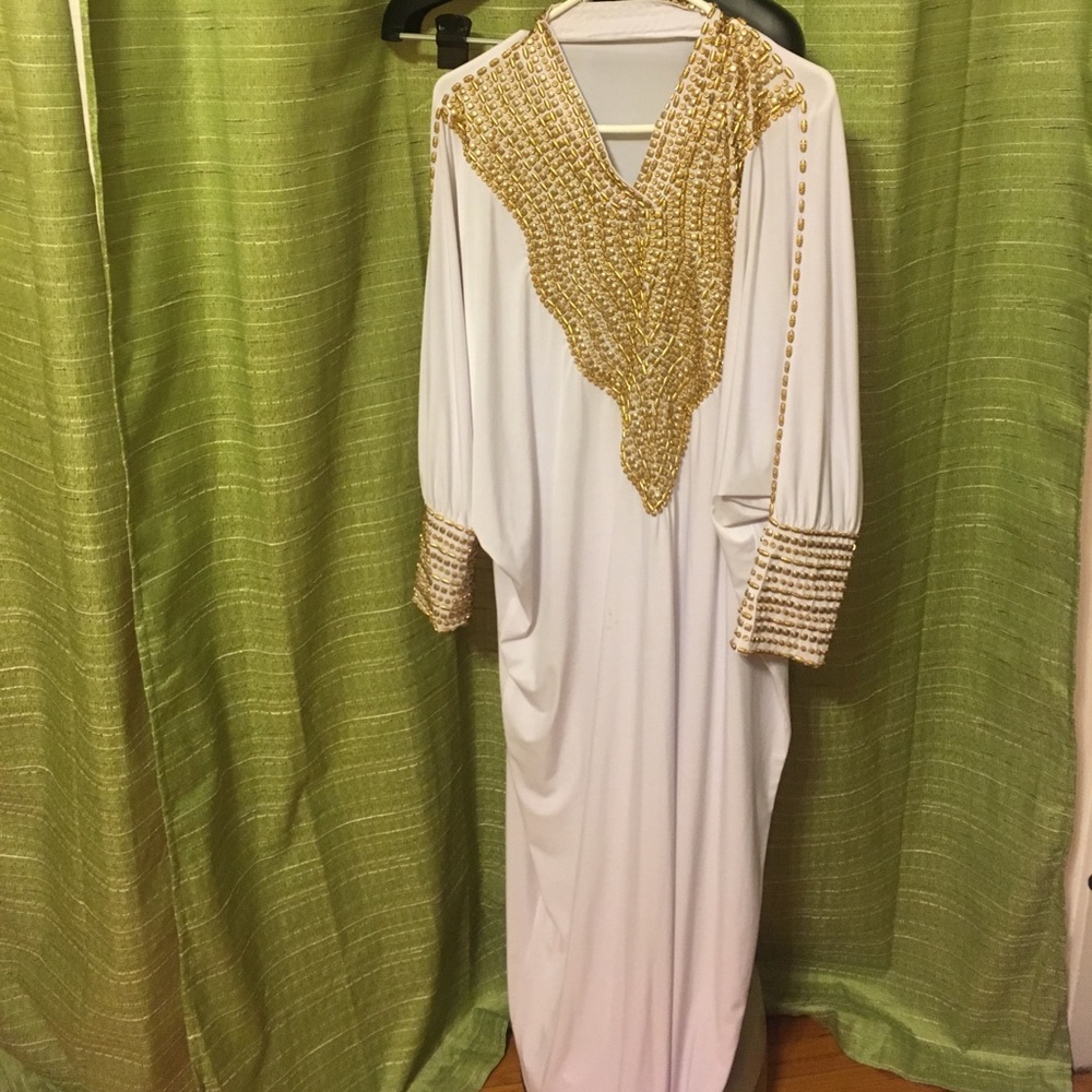 Gold Bead Embellished White Kaftan