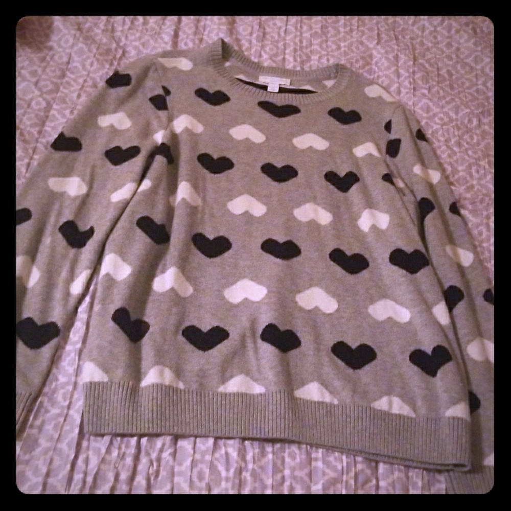 Grey Sweater with black and white hearts