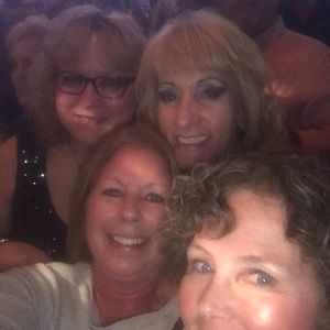 Meet your Posher, Sandi