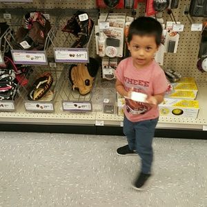 Meet your Posher, Muna