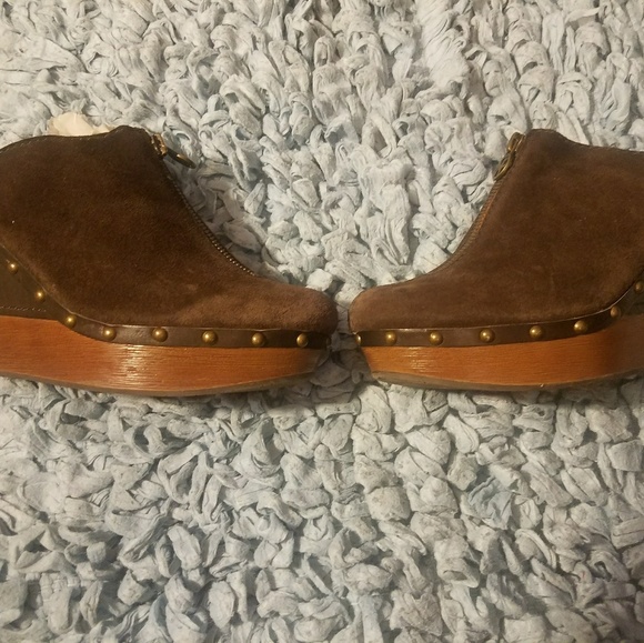 Marc Fisher Clogs - Picture 2 of 6