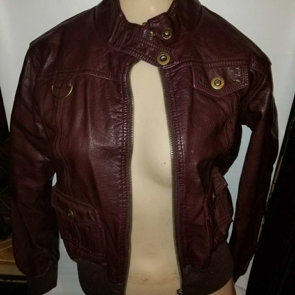 Jacket - Picture 3 of 4