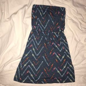 Sleeveless dress