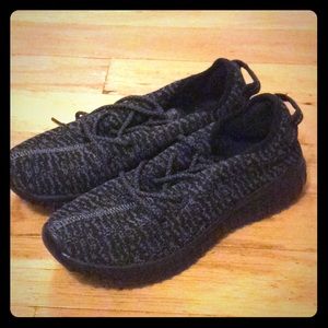 Women's Brand new gray and black running shoes