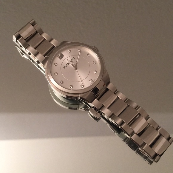 💕Swarovski exclusive edition watch - Picture 5 of 7