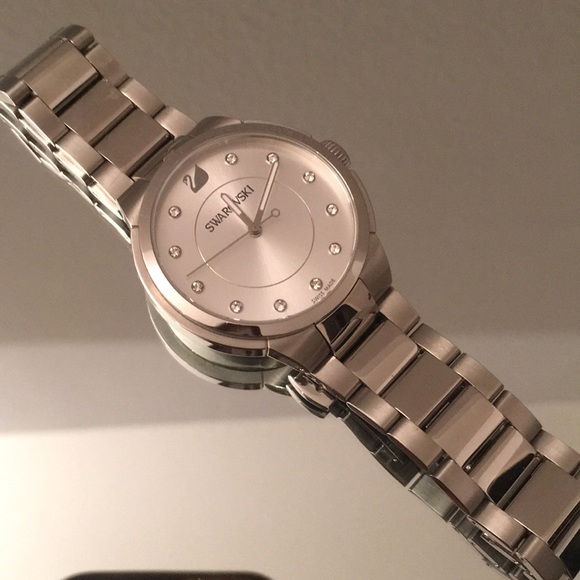 💕Swarovski exclusive edition watch - Picture 4 of 7