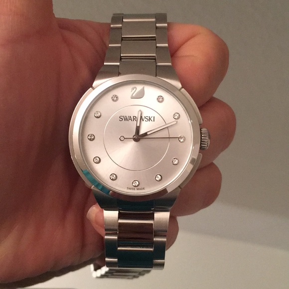 💕Swarovski exclusive edition watch - Picture 3 of 7