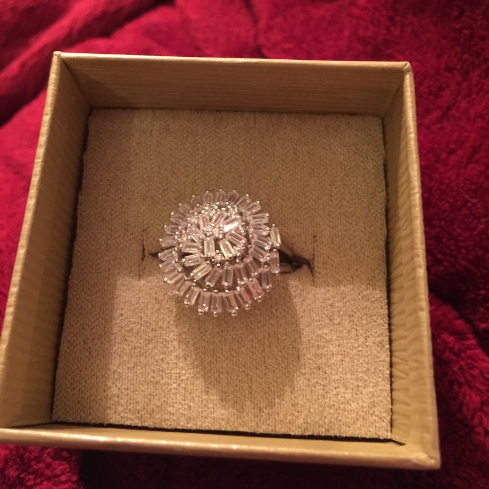 4.08ctw. White diam. simul.  2.54ctw Rhod. SS ring