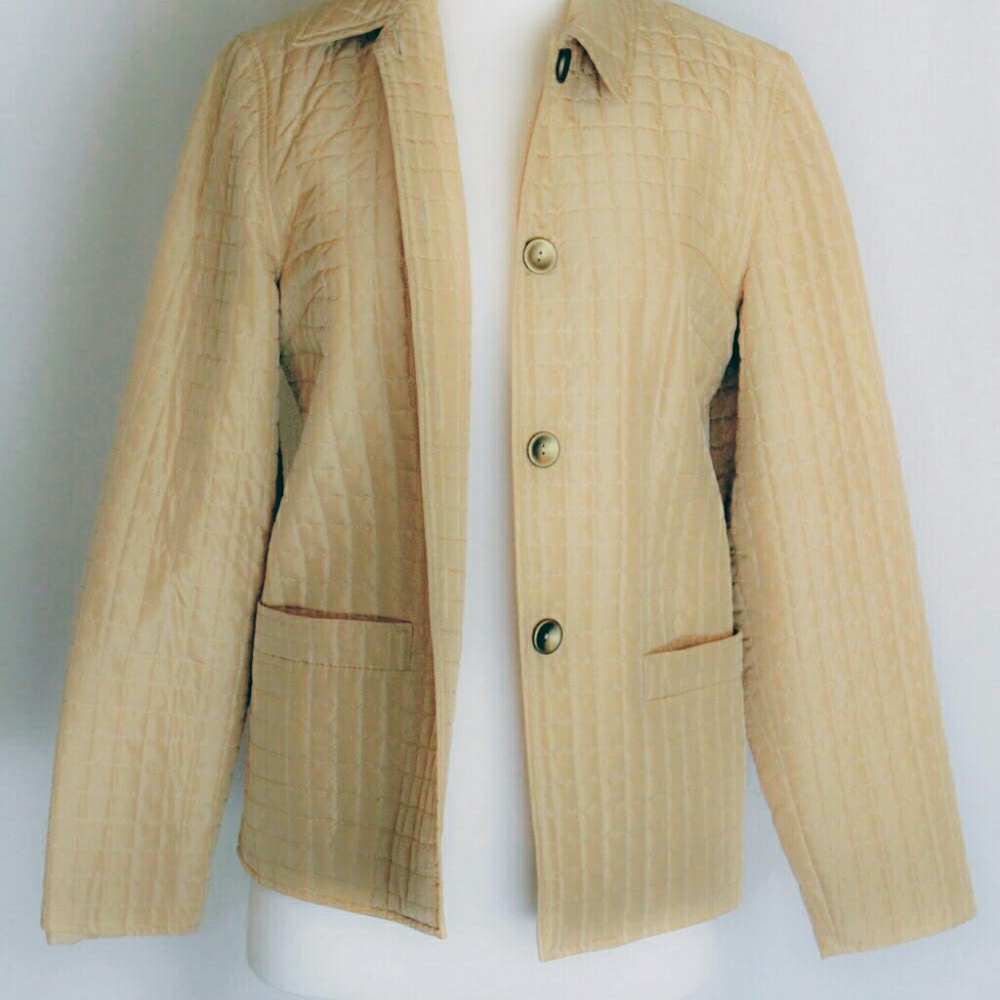 SAKS GOLD SILK JACKET WITH QUILT DESIGN