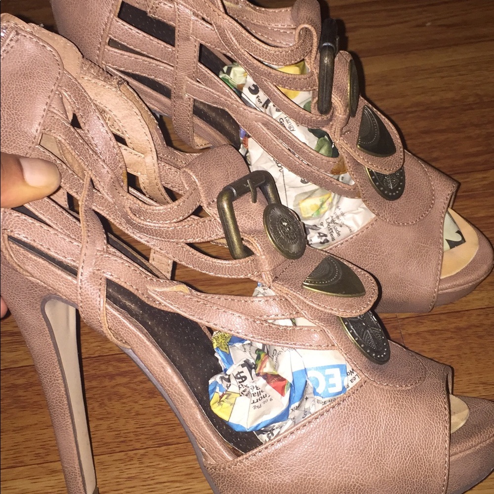 Tan Eqyptian Heels