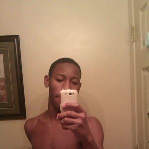 Meet your Posher, Leon