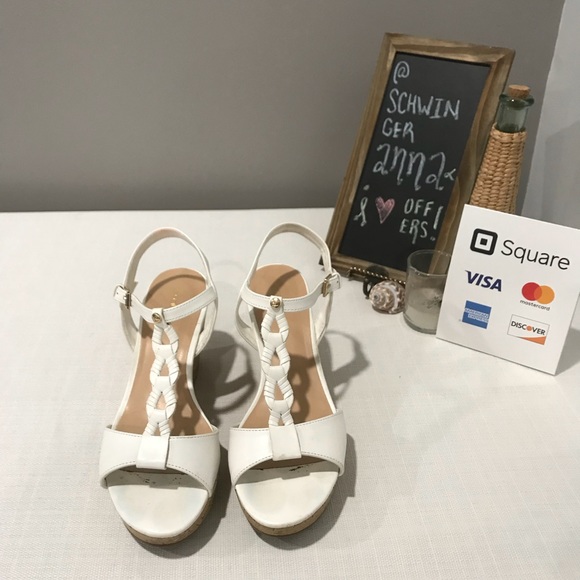 Liz Claiborne Wedges - Picture 1 of 7