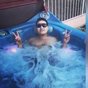 Meet your Posher, Jonathan