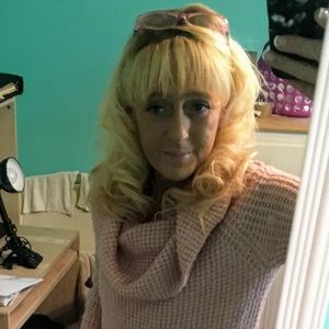 Meet your Posher, Trina