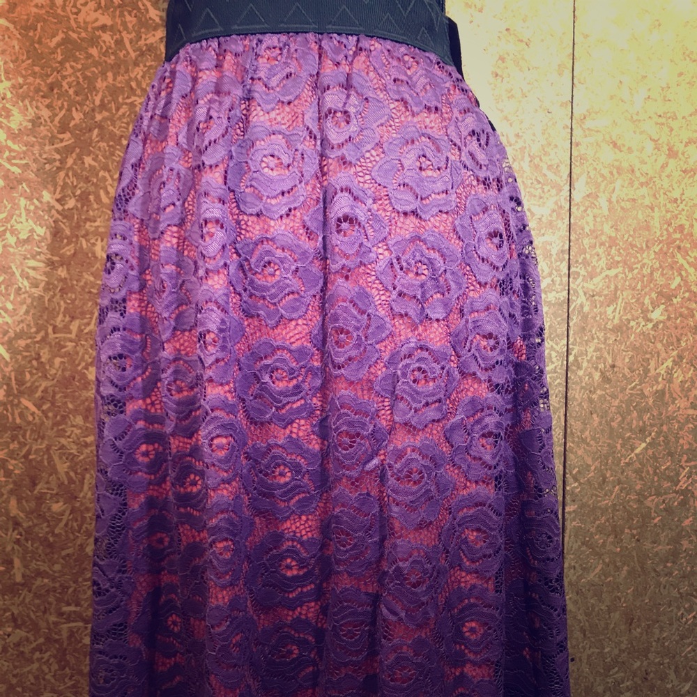 Lola skirt (below the knee)