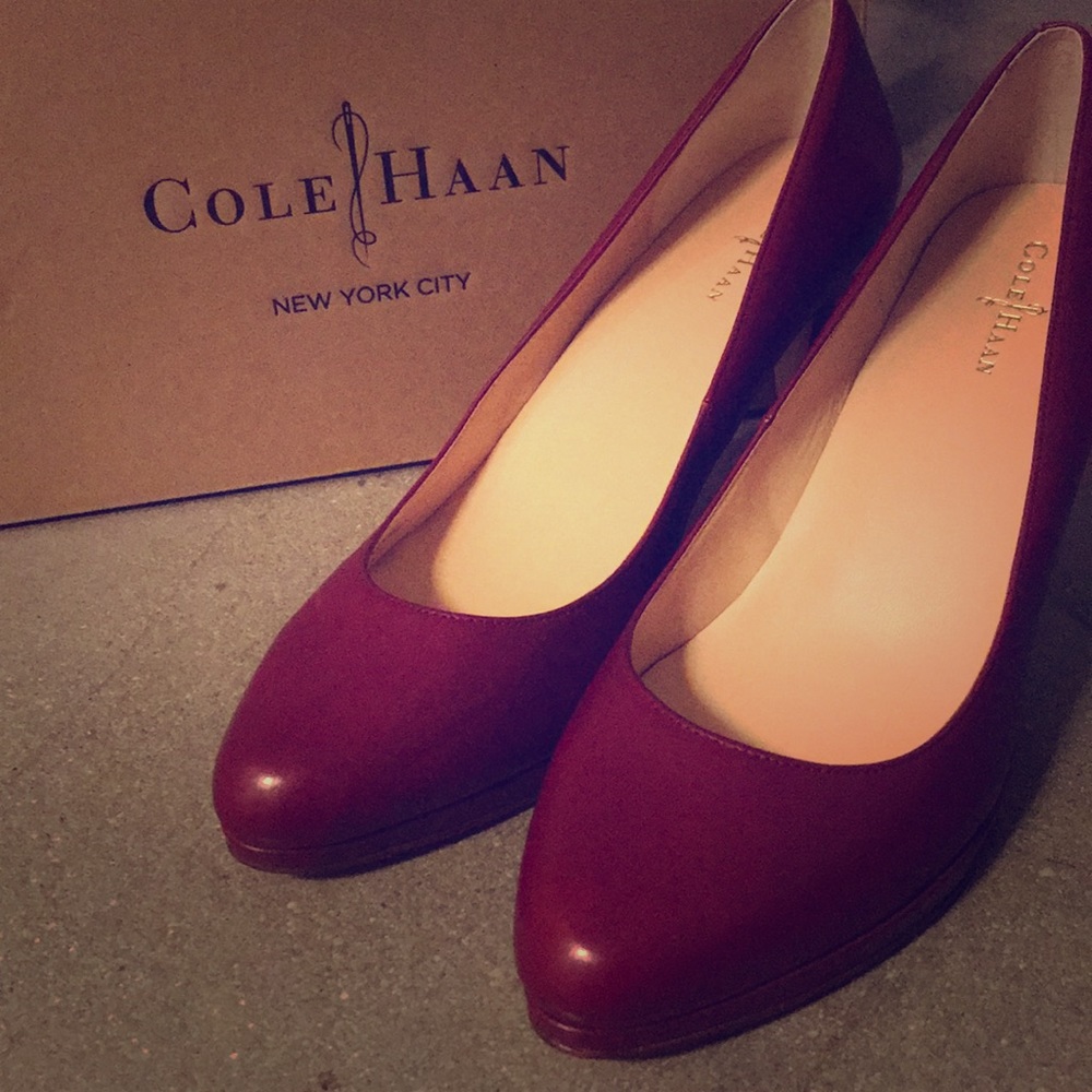 Brand New Cole Haan Red Pumps (size 8.5)