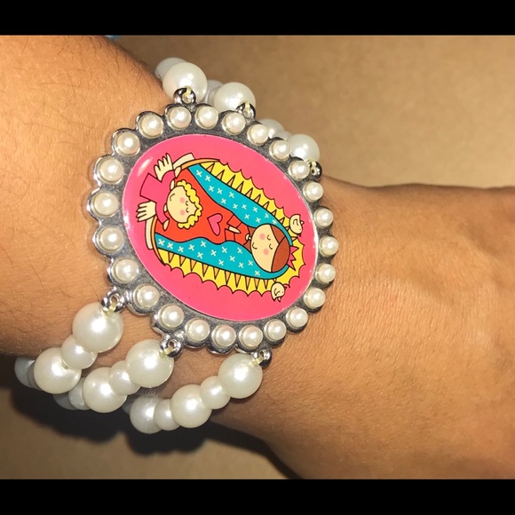 Cartoon Virgen de Guadalupe - Picture 2 of 2