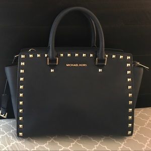 Michael Kors Selma Studded navy blue handbag