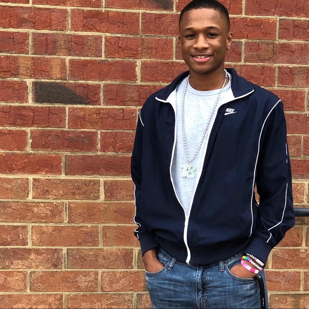 Meet your Posher, Jemalle