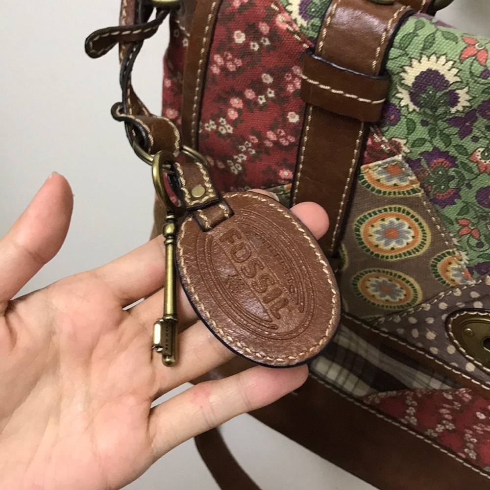 FOSSIL hand bag - Picture 2 of 5