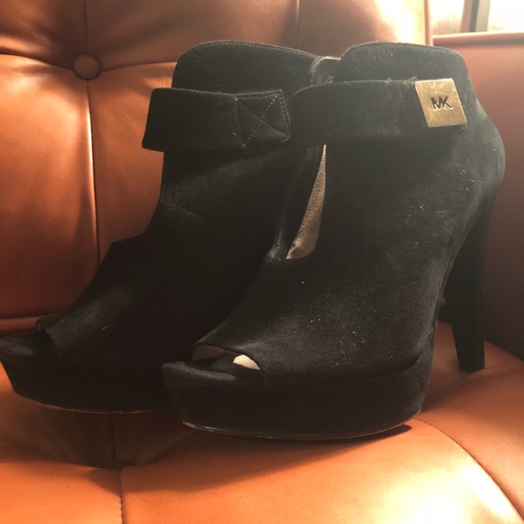 Michael Kors Platform Booties - Picture 1 of 7