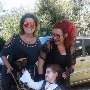 Meet your Posher, Julie