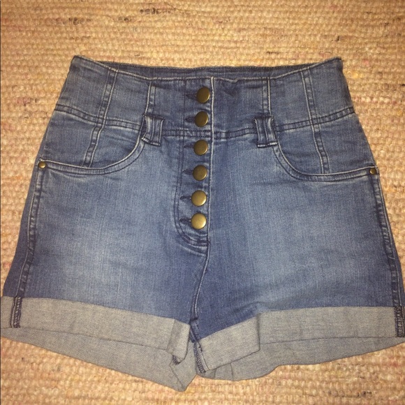 H&M Pants - Vintage Style H&M High Waisted Shorts Size 4