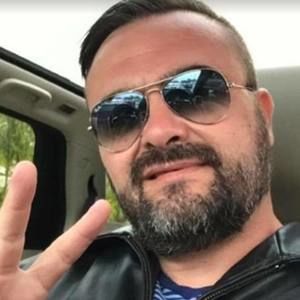 Meet your Posher, Frank