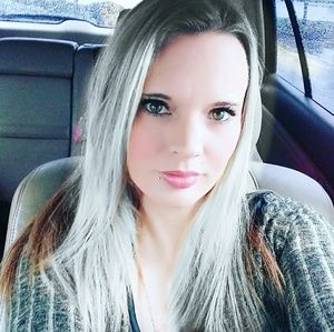 Meet your Posher, Renee'