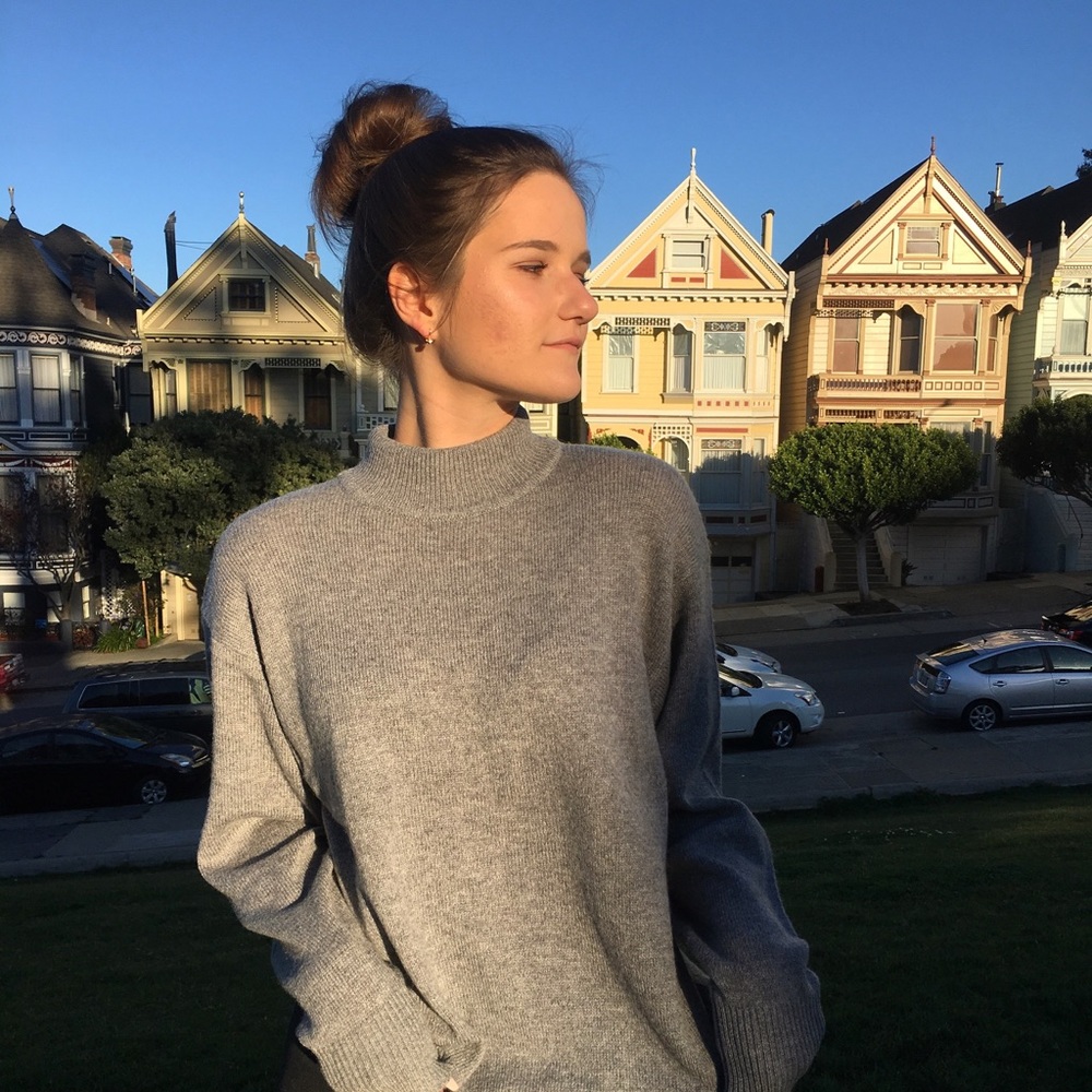 Meet your Posher, Julia