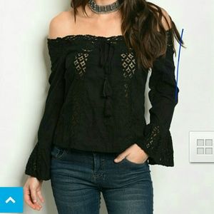 Off the shoulder crochet bell sleeve top