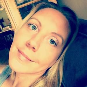 Meet your Posher, Deirdre