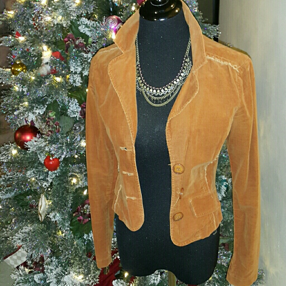Figure Flattering Blazer
