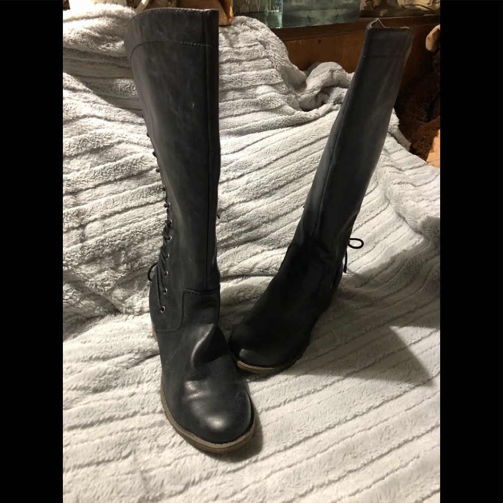 Woman’s Boots