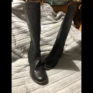 Woman’s Boots