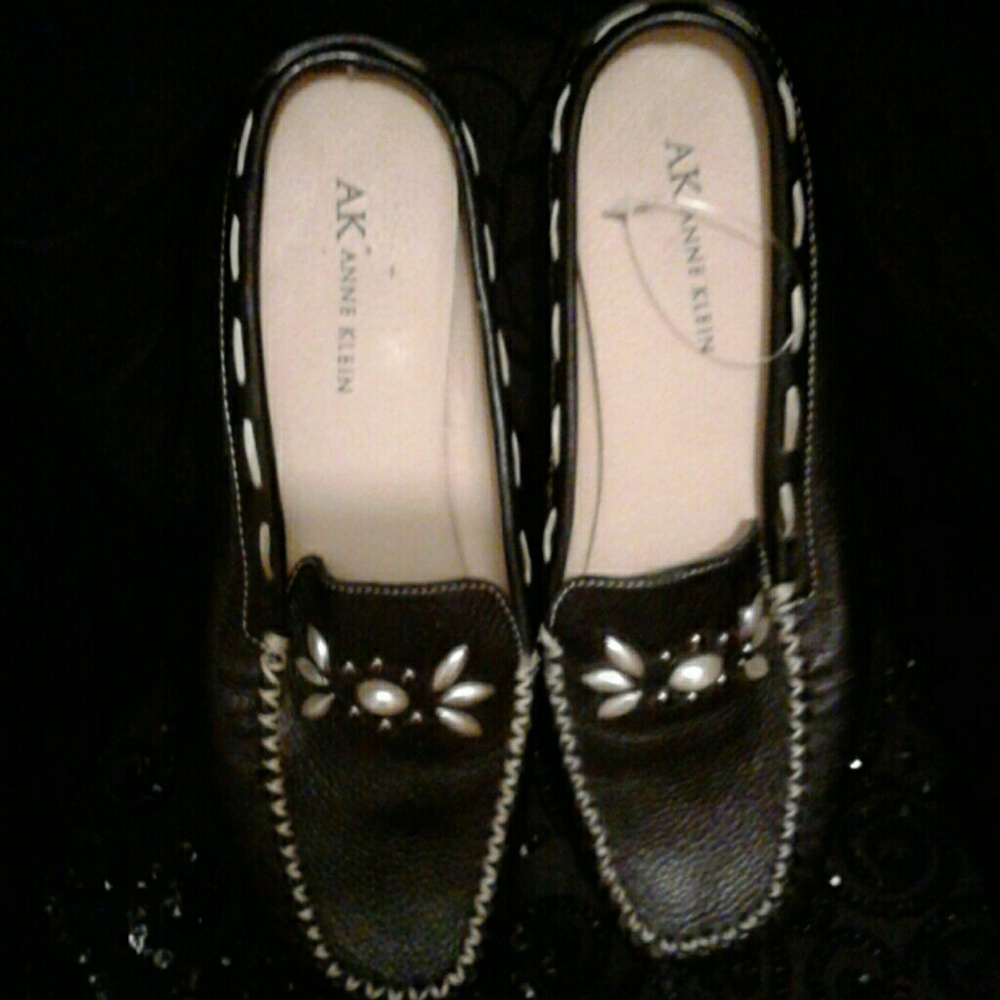 😘Shoes by Anne Klein