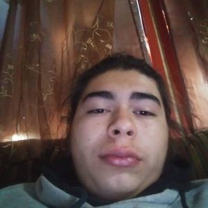 Meet your Posher, Javier