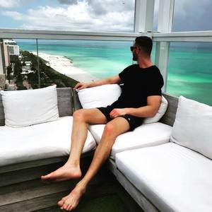 Meet your Posher, Brandon